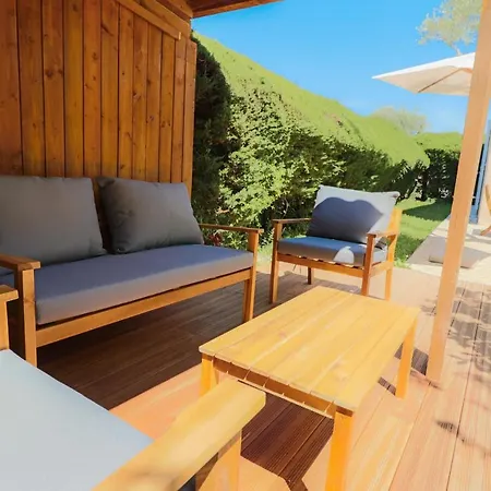 Charmante maison rénovée à Antibes, Jardin, Accès Piscine, Parking Exterior foto